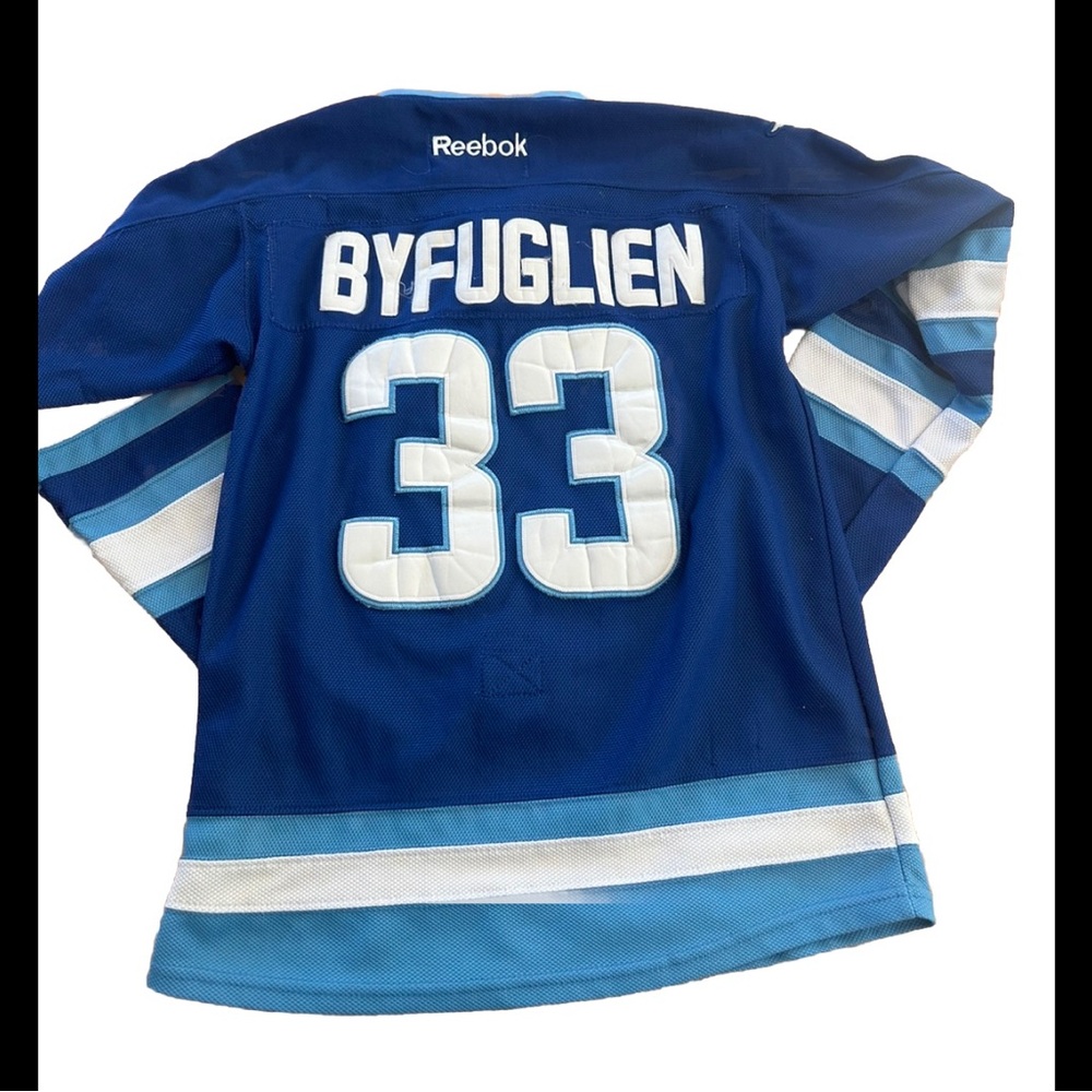 Winnipeg Jets #33 Dustin Byfuglien jersey Reebok L/Xl EUC fit youth Xl/adult s